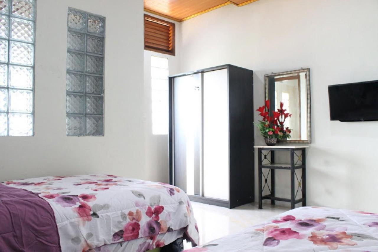 Villa Bukit Berkat 보고르 외부 사진